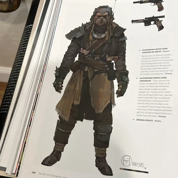 Art of Star Wars The Mandalorian Book behind the scenes of the Emmy Award Series - Picture 9 of 12